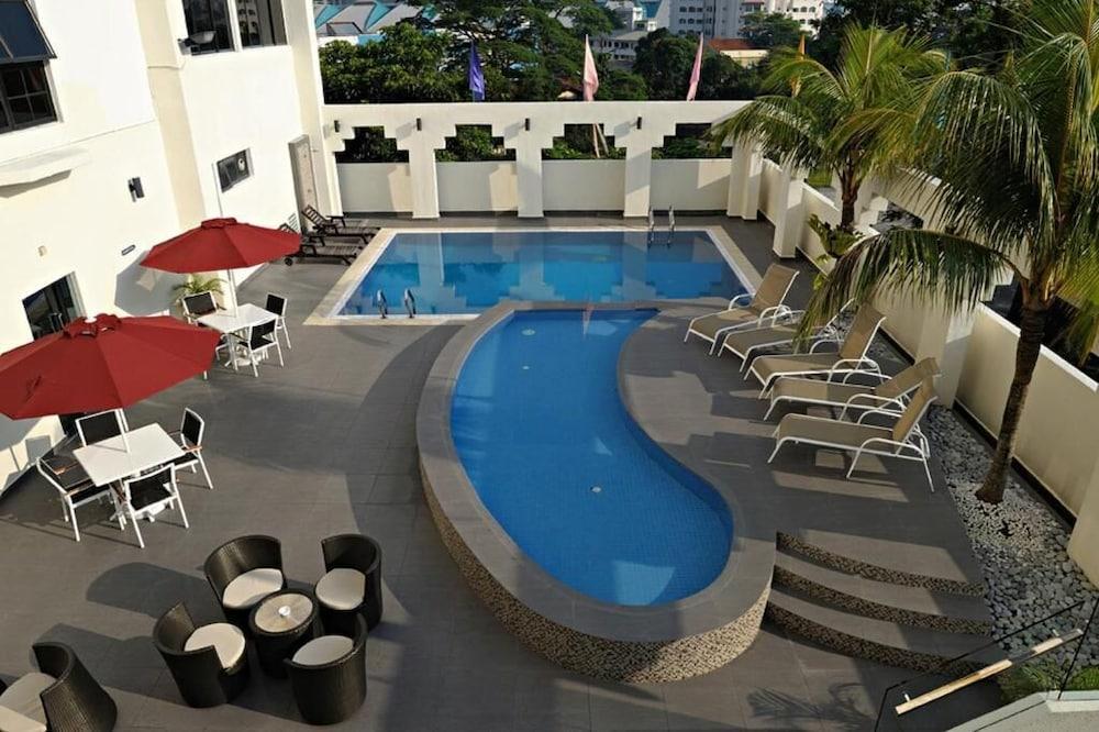 Sentral @ Woodland Causeway Hotel 3*