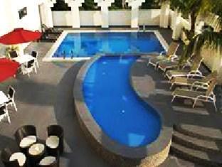 Sentral @ Woodland Causeway Hotel