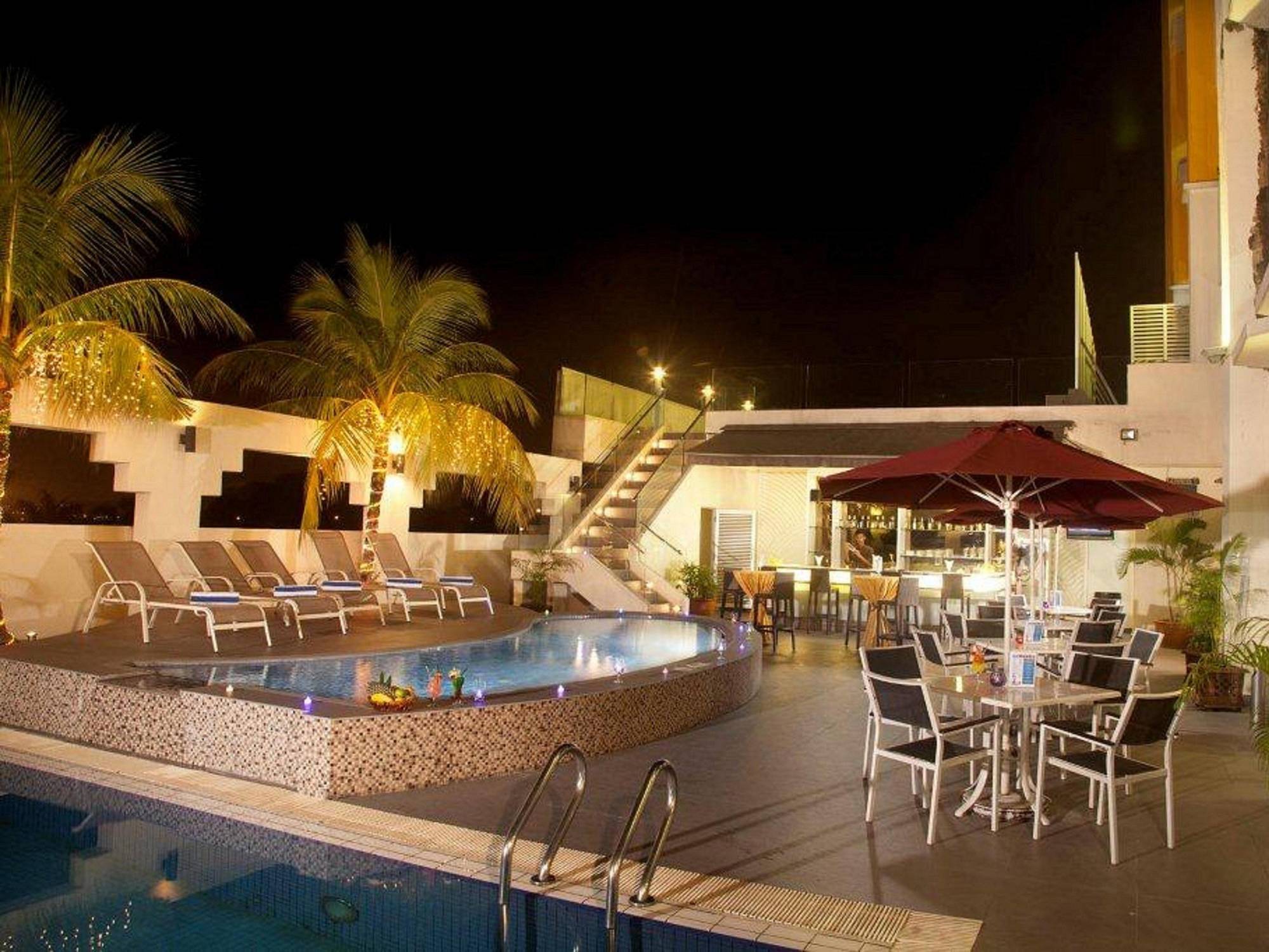 Hotel Sentral @ Woodland Causeway